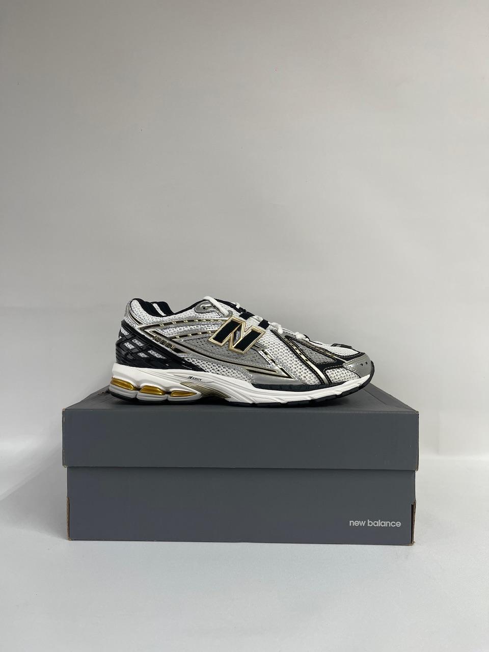 New Balance 1906R White Mettalic Gold Men’s