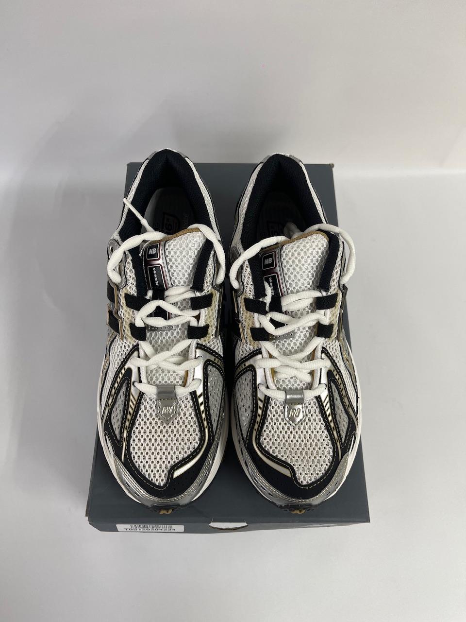 New Balance 1906R White Mettalic Gold Men’s