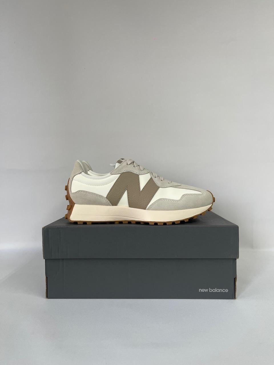 New Balance 327 Moonbeam Driftwood Women’s