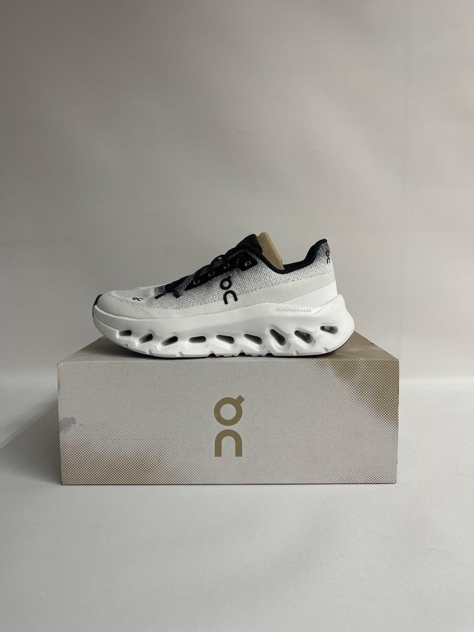 ON Cloudtilt Black Ivory Women’s