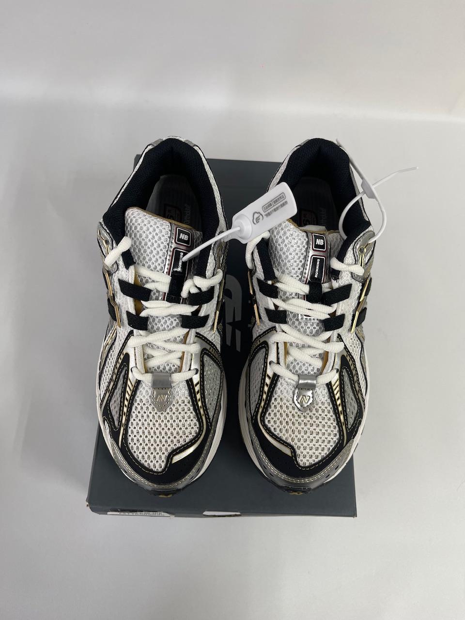 New Balance 1906R White Mettalic Gold Men’s