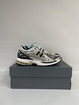 New Balance 1906R White Mettalic Gold Men’s